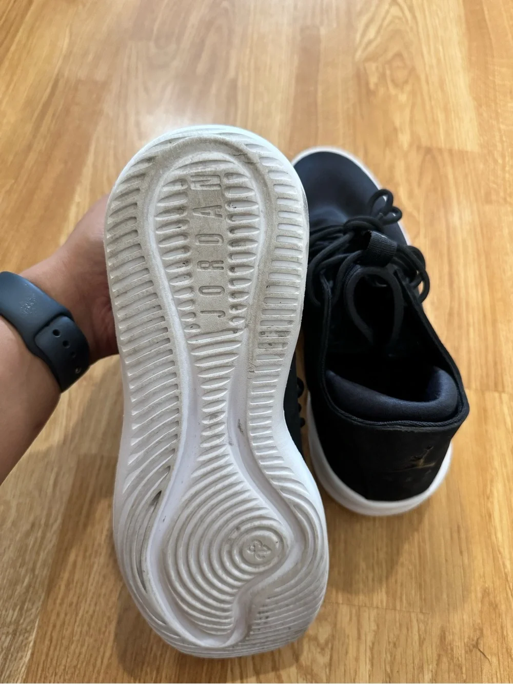 Air Jordan First Class 'Black' (AJ7312-010)